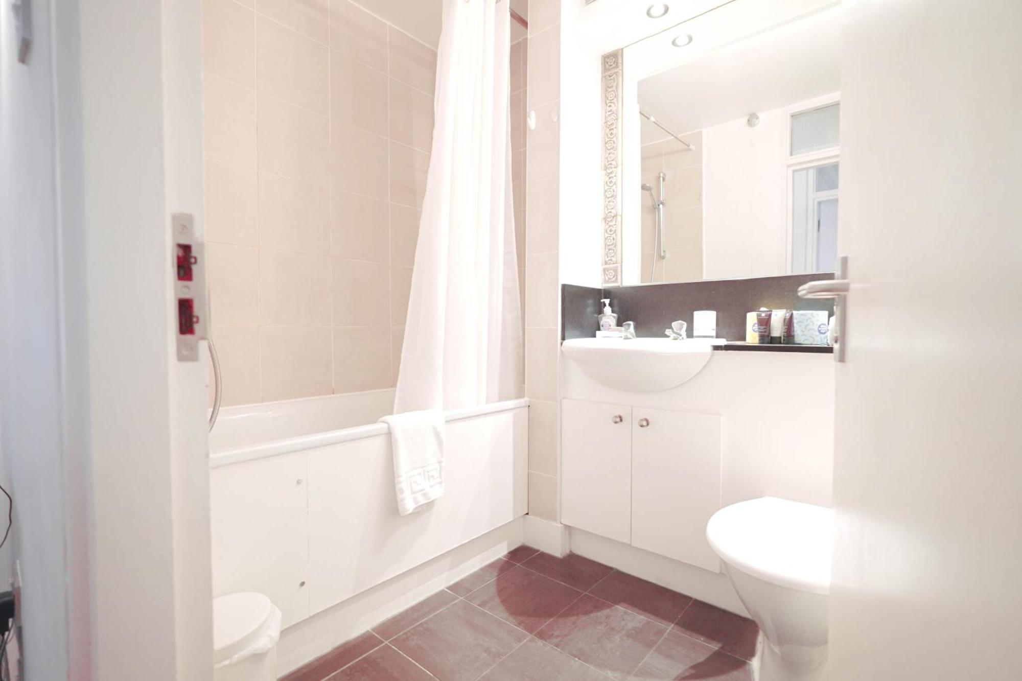 Camden Serviced Apartments By Globe Apartments Londra Exterior foto